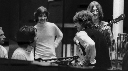 Beatles Estudio bn.png