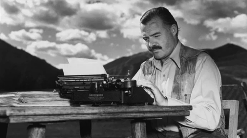 Ernest Hemingway.png